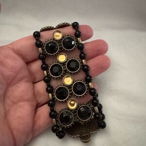 Elegant Black and Gold Beaded Bracelet